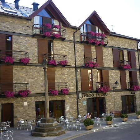 Pensio La Creu Hotel Esterri D'Aneu Bagian luar foto